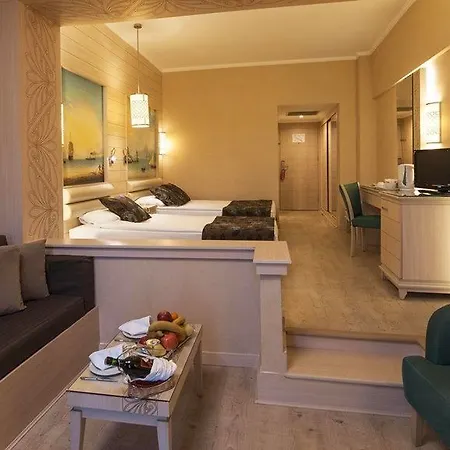 Отель Kaya 5*